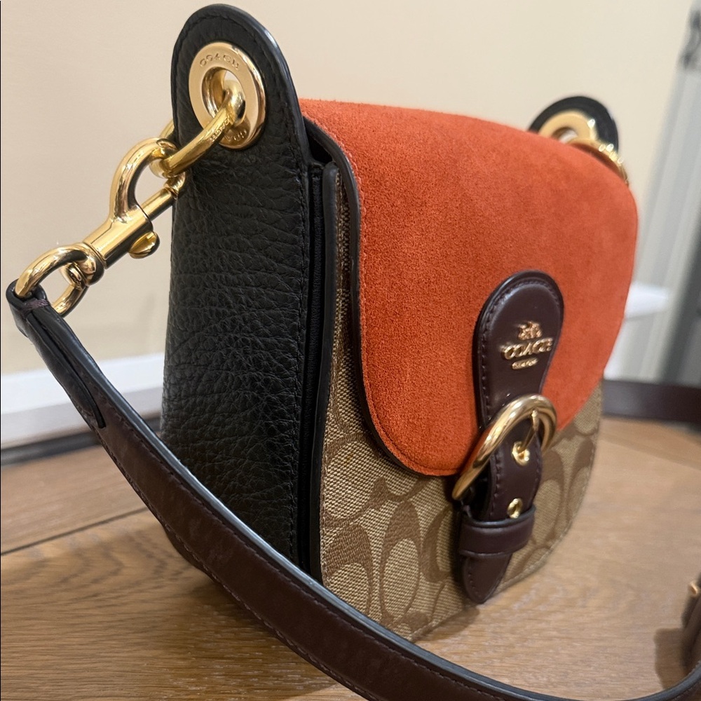 Vintage Coach Soho Signature Canvas & Suede Buckle Flap Crossbody Y2K - Picture 2 of 10